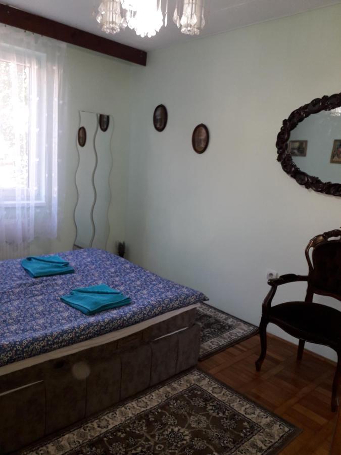 Cozy, Central 1-Bedroom Apartment In Timisoara, Romania Экстерьер фото